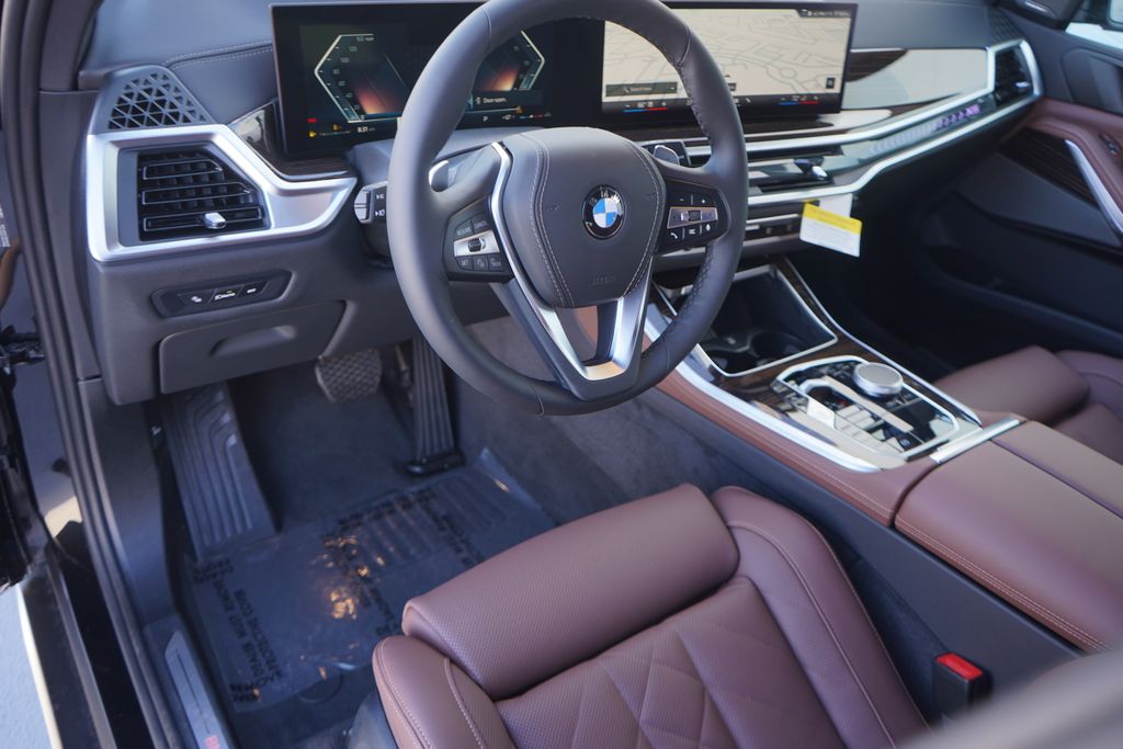 2025 BMW X5 sDrive40i 12