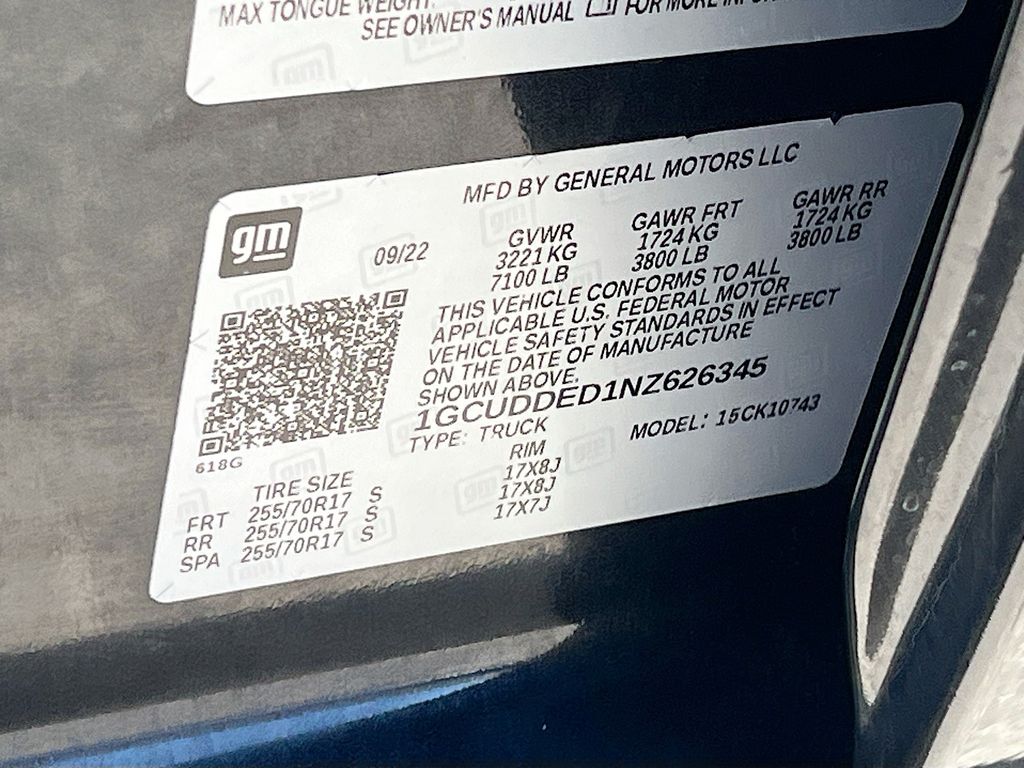 Used 2022 Gray Chevrolet LT image 31