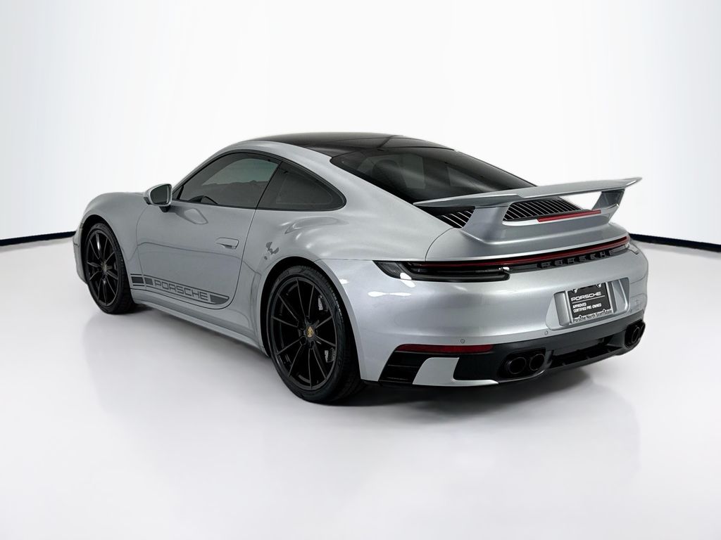 Thumbnail: 2020 Porsche 911 - 3