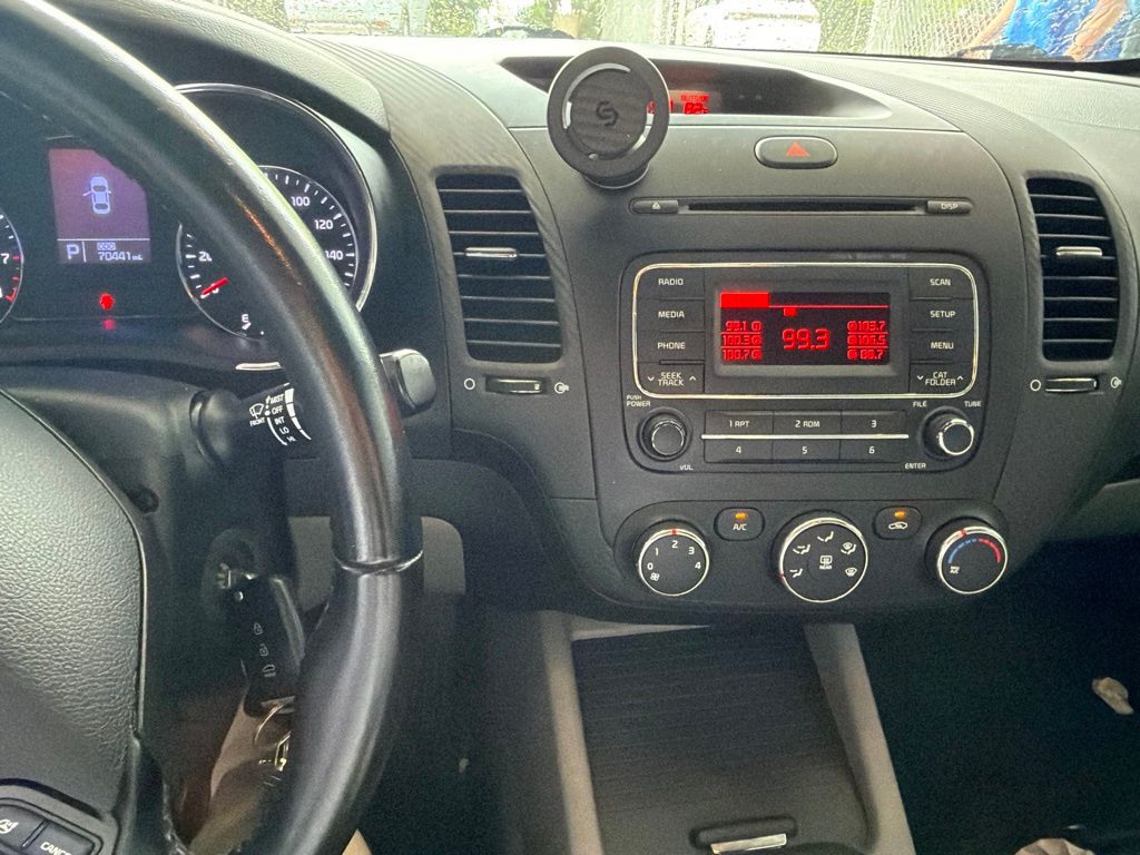 2015 Kia Forte5 EX White at Autostrade