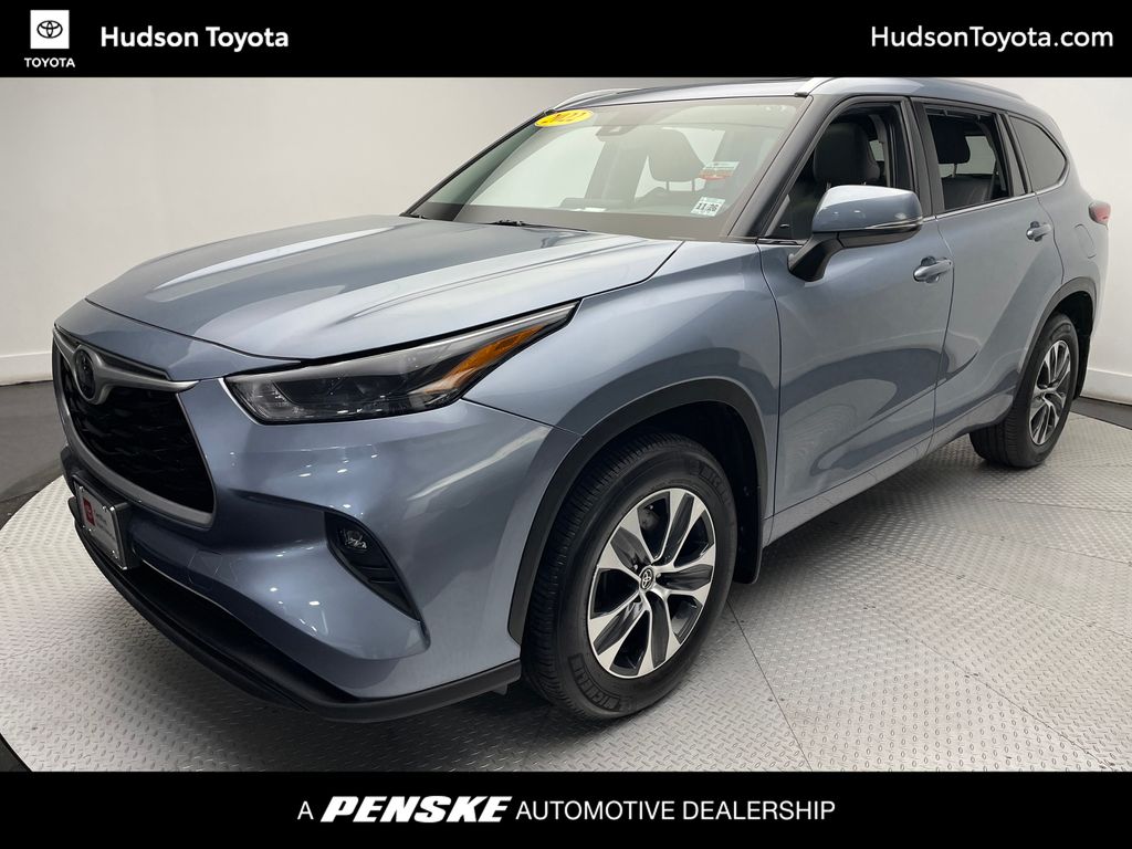 2022 Toyota Highlander XLE -
                Jersey City, NJ