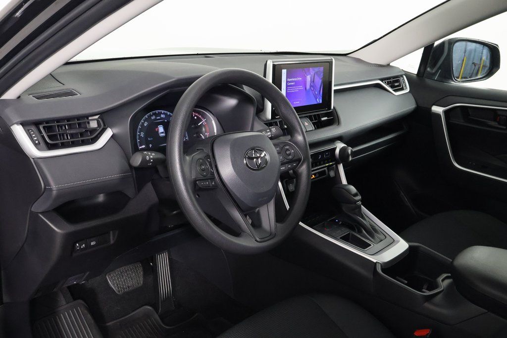 Thumbnail: 2025 Toyota RAV4 - 7