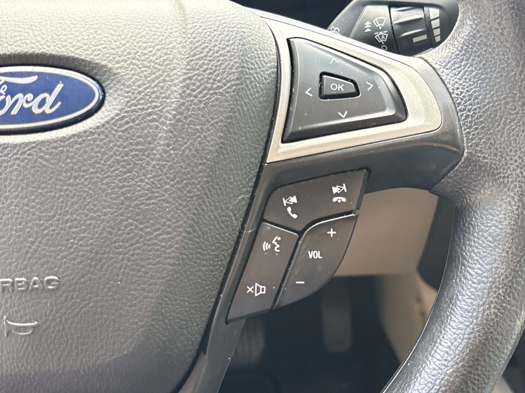 Used 2020 White Ford SE image 20