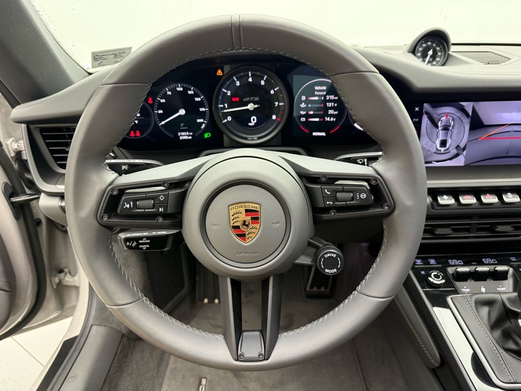 Thumbnail: 2024 Porsche 911 - 12