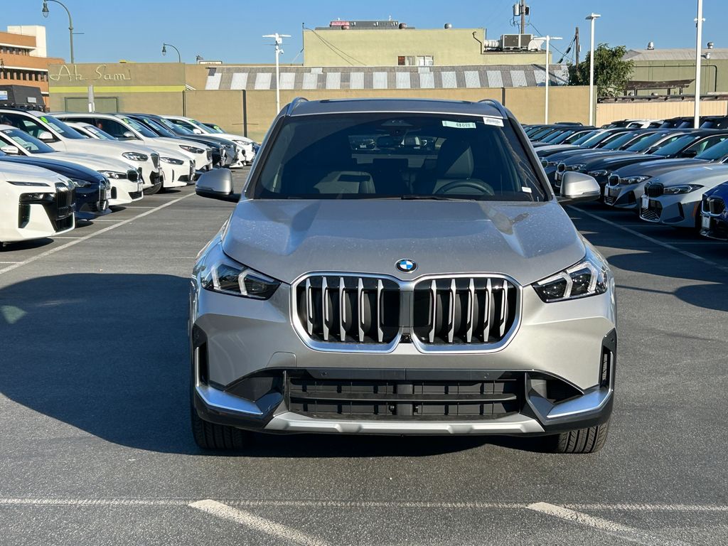 Thumbnail: 2026 BMW X1 - 8