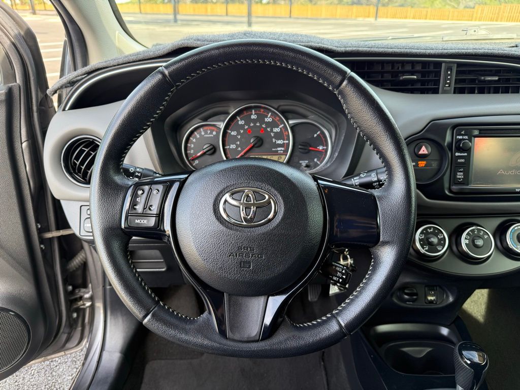 Thumbnail: 2016 Toyota Yaris - 16