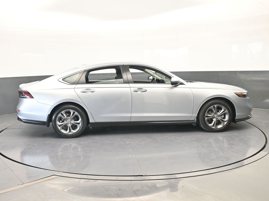 Used 2024 Silver Honda EX image 7