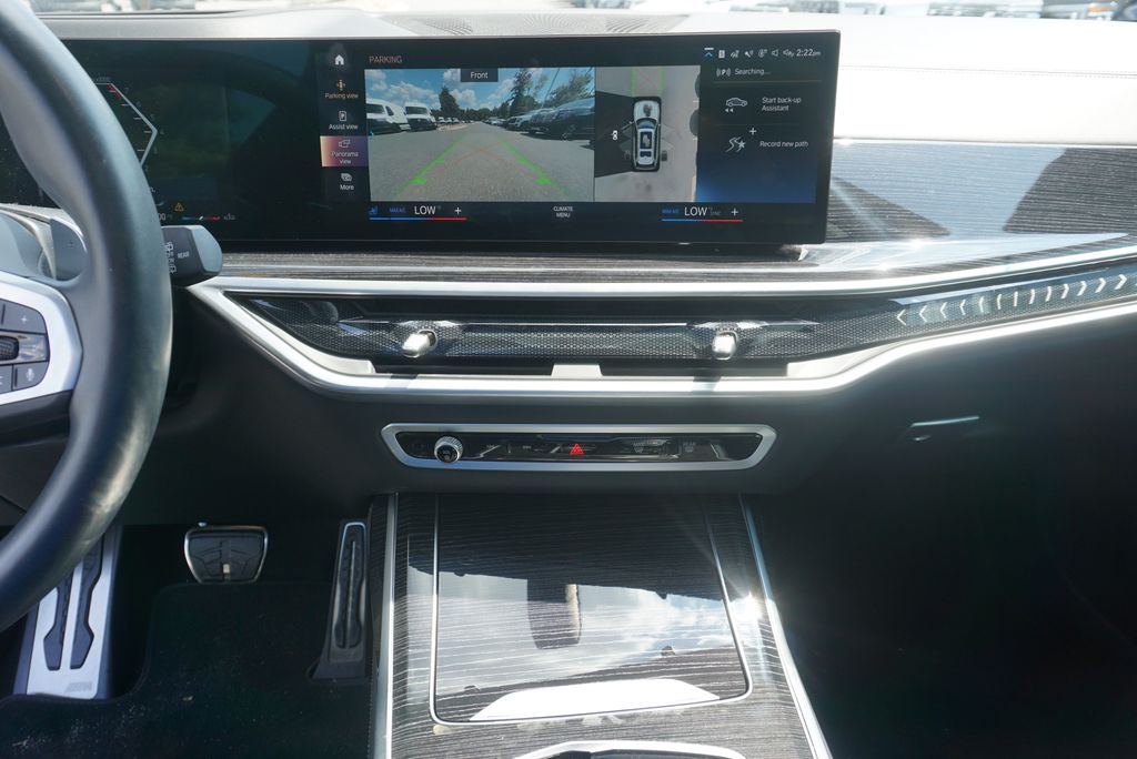 Thumbnail: 2023 BMW X7 - 17