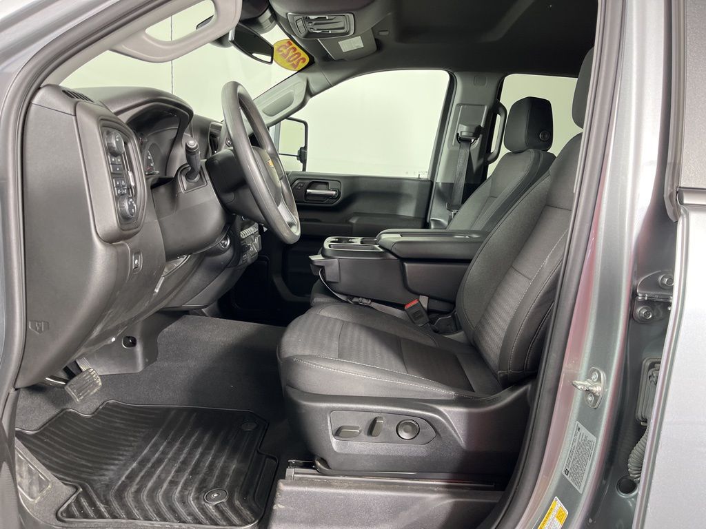 Thumbnail: 2025 Chevrolet Silverado 2500 - 23