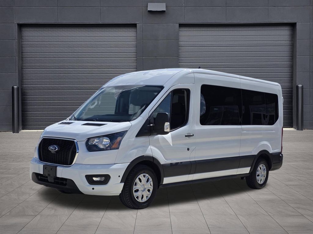 2024 Ford Transit Passenger 350 XLT Medium Roof LB RWD