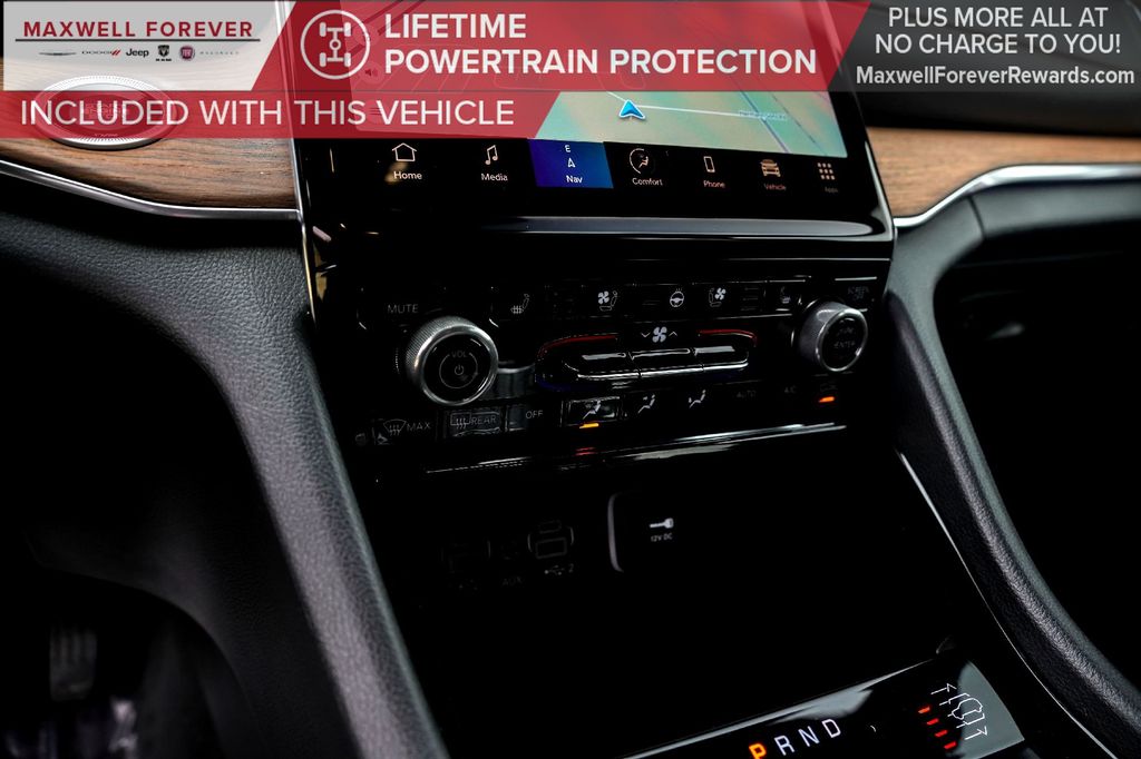 Used Car 2022 Jeep Grand Cherokee  Summit For Sale Under $50,000 In Taylor, Texas