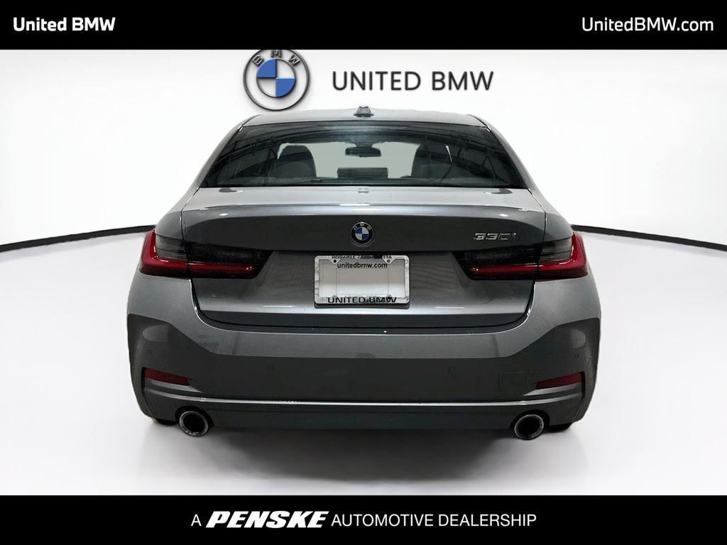 Thumbnail: 2024 BMW 3 Series - 6
