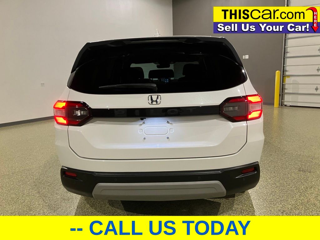2025 Honda Pilot EX-L photo 4