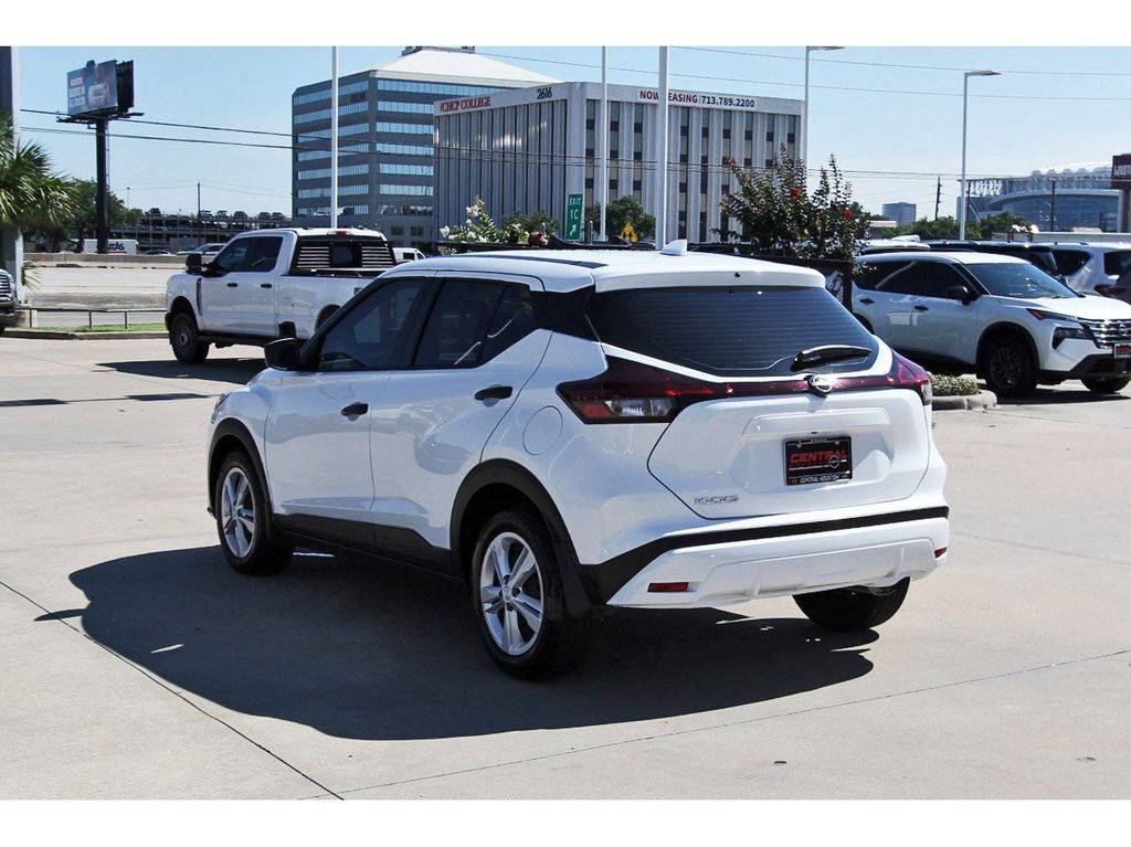 2025 Nissan Kicks Play S White at South Houston Nissan