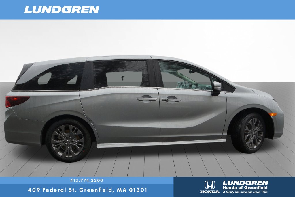 2026 Honda Odyssey Touring - Photo 9