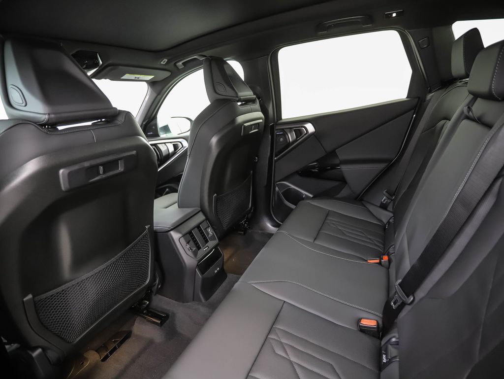 Thumbnail: 2026 BMW X3 - 21