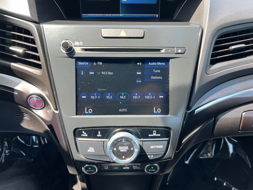 2022 Acura ILX Premium 24