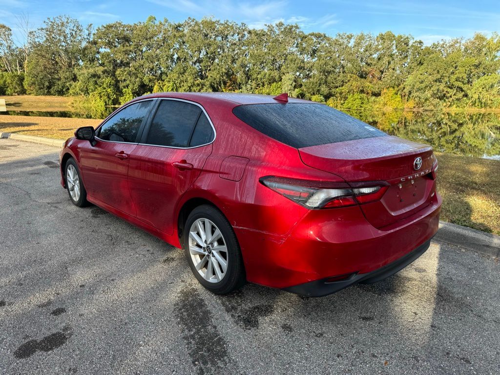 2023 Toyota Camry LE 3