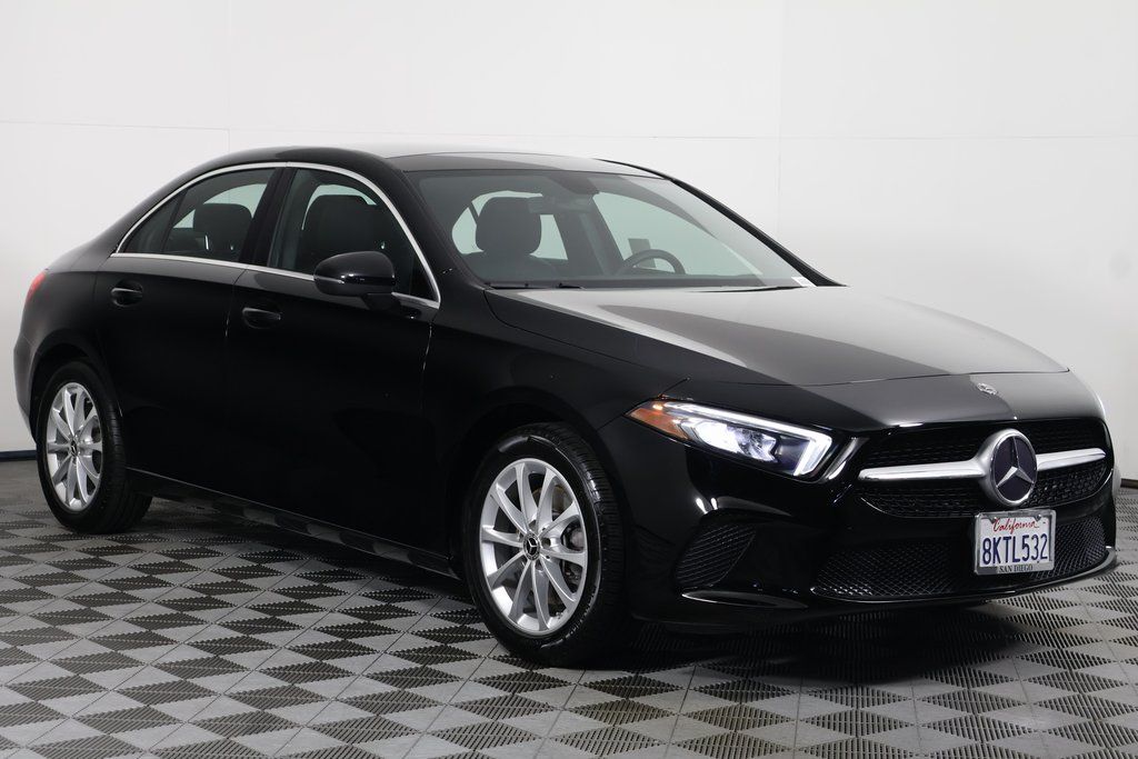 2019 Mercedes-Benz A-Class A 220 4MATIC 3