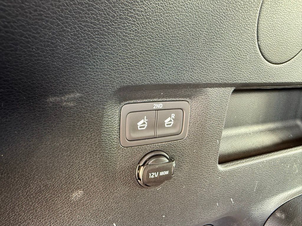 Thumbnail: 2022 Kia Telluride - 29