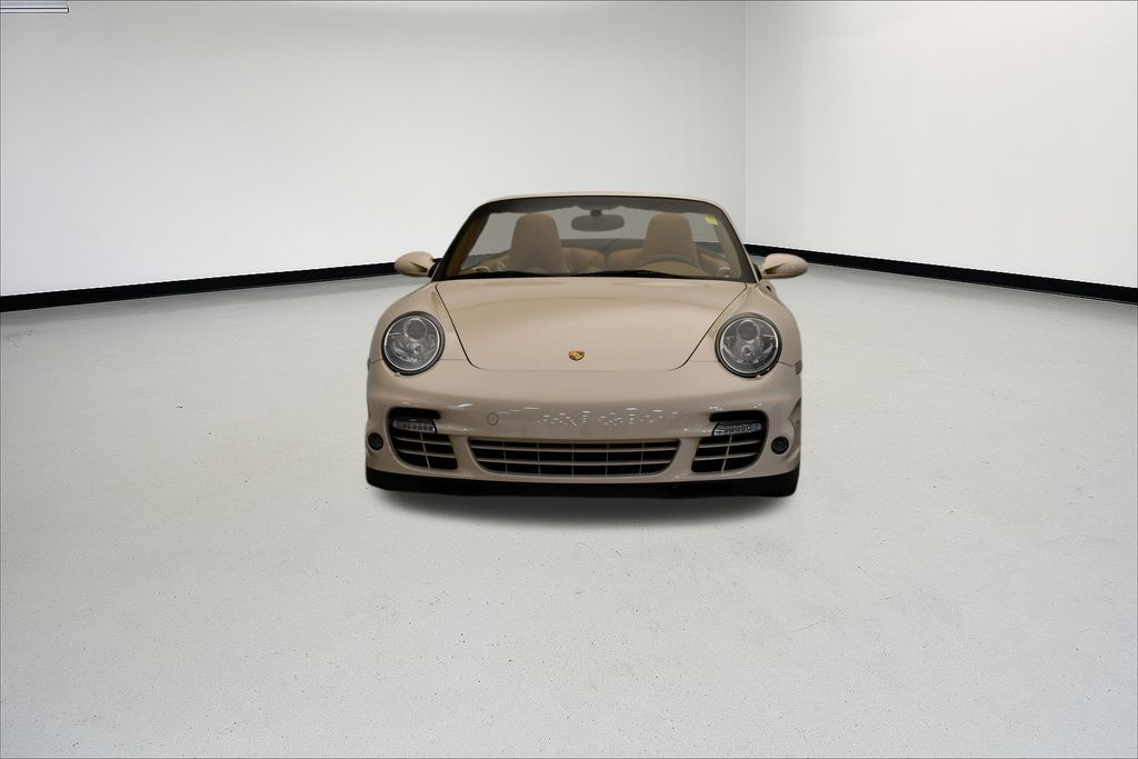 Thumbnail: 2009 Porsche 911 - 18
