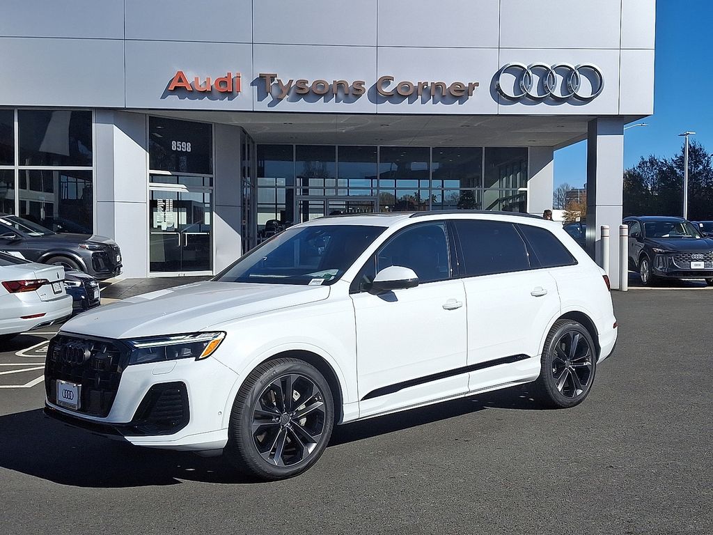 Thumbnail: 2026 Audi Q7 - 1