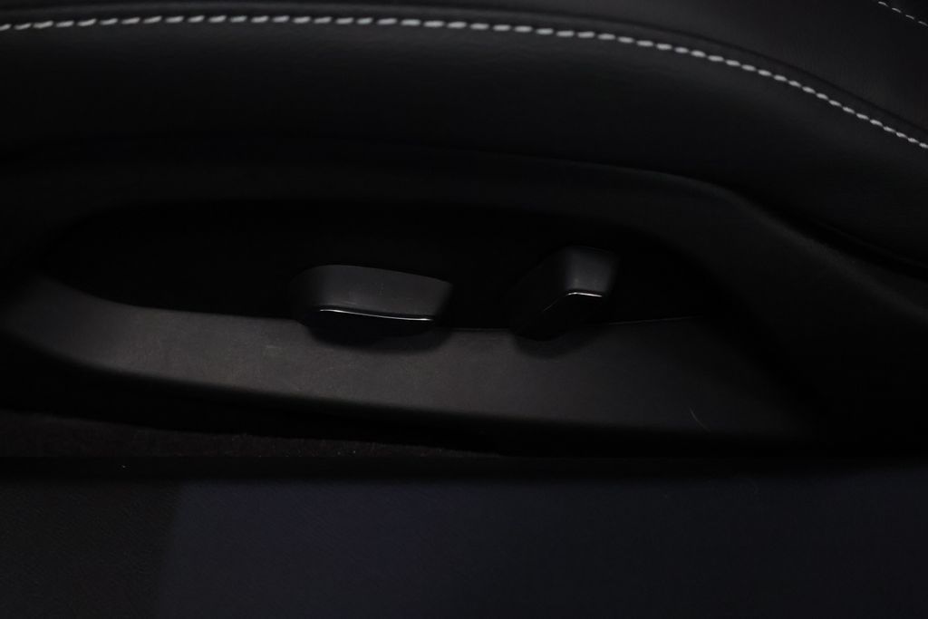 Thumbnail: 2026 Chevrolet Corvette - 16