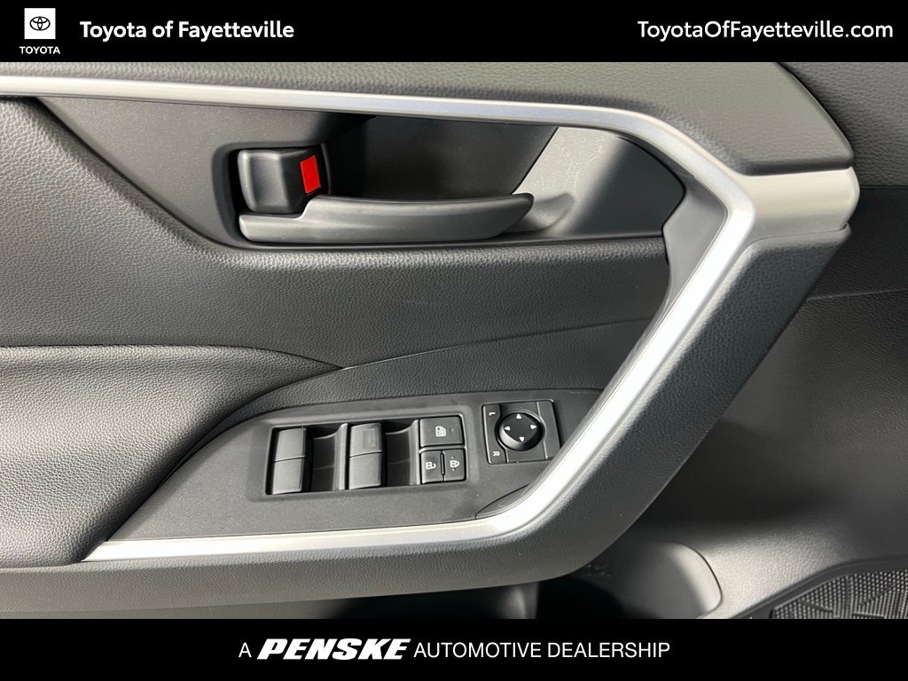 Thumbnail: 2025 Toyota RAV4 - 25