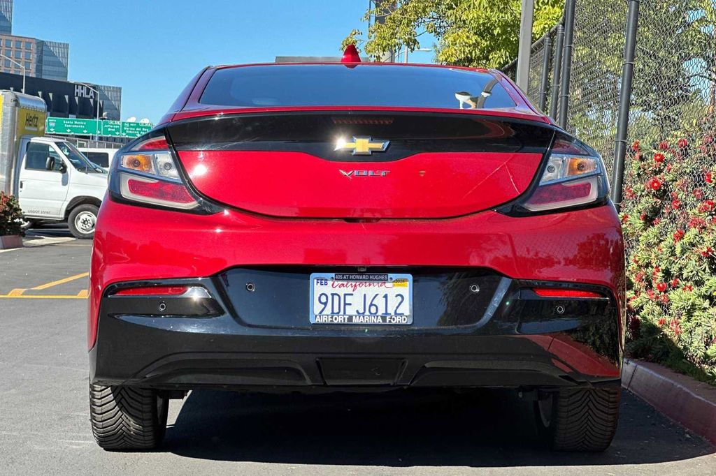 2019 Chevrolet Volt Premier 7