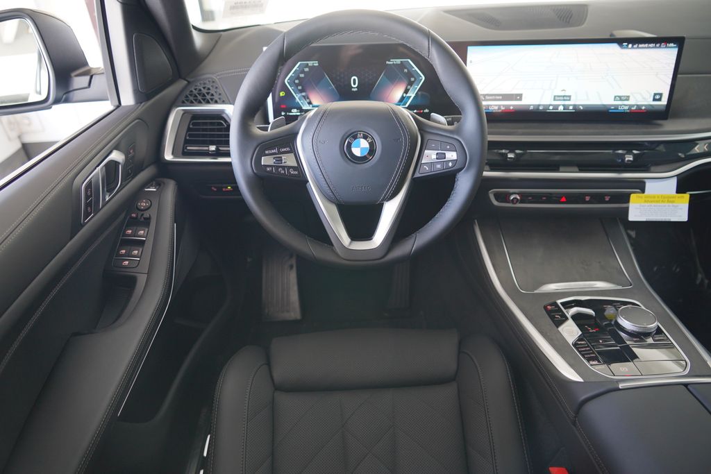 Thumbnail: 2026 BMW X5 - 18