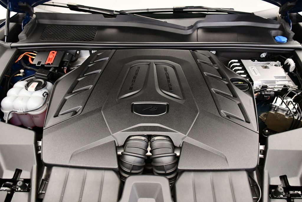 Thumbnail: 2024 Porsche Cayenne - 12