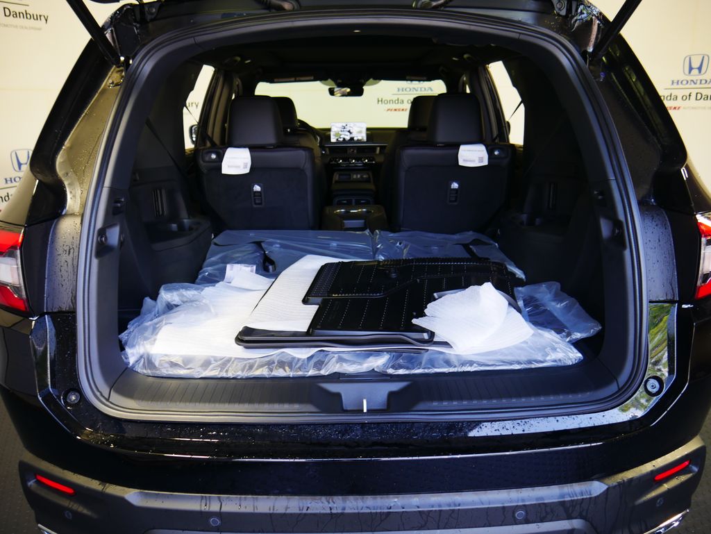 Thumbnail: 2025 Honda Pilot - 9