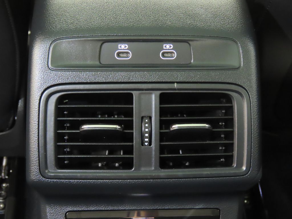 Thumbnail: 2025 Audi Q5 - 24