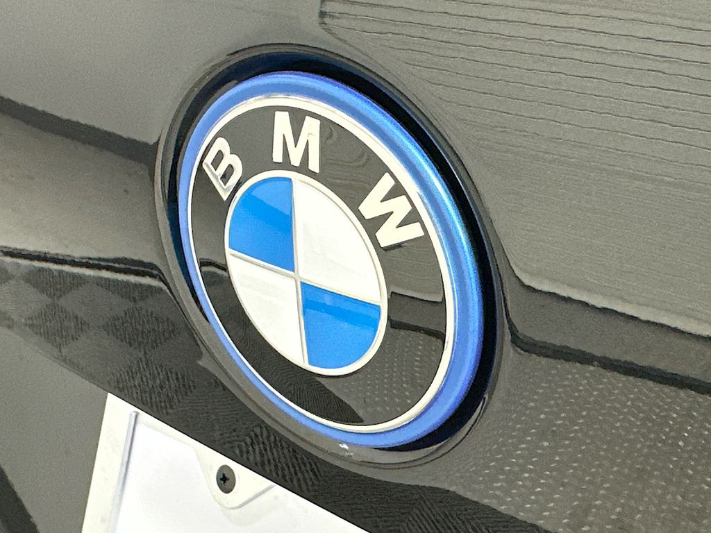 Thumbnail: 2026 BMW X5 - 22