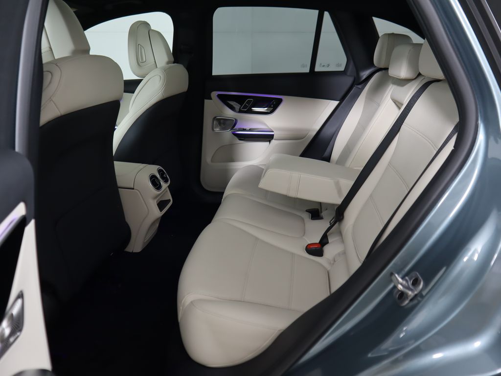 Thumbnail: 2026 Mercedes-Benz GLC - 23
