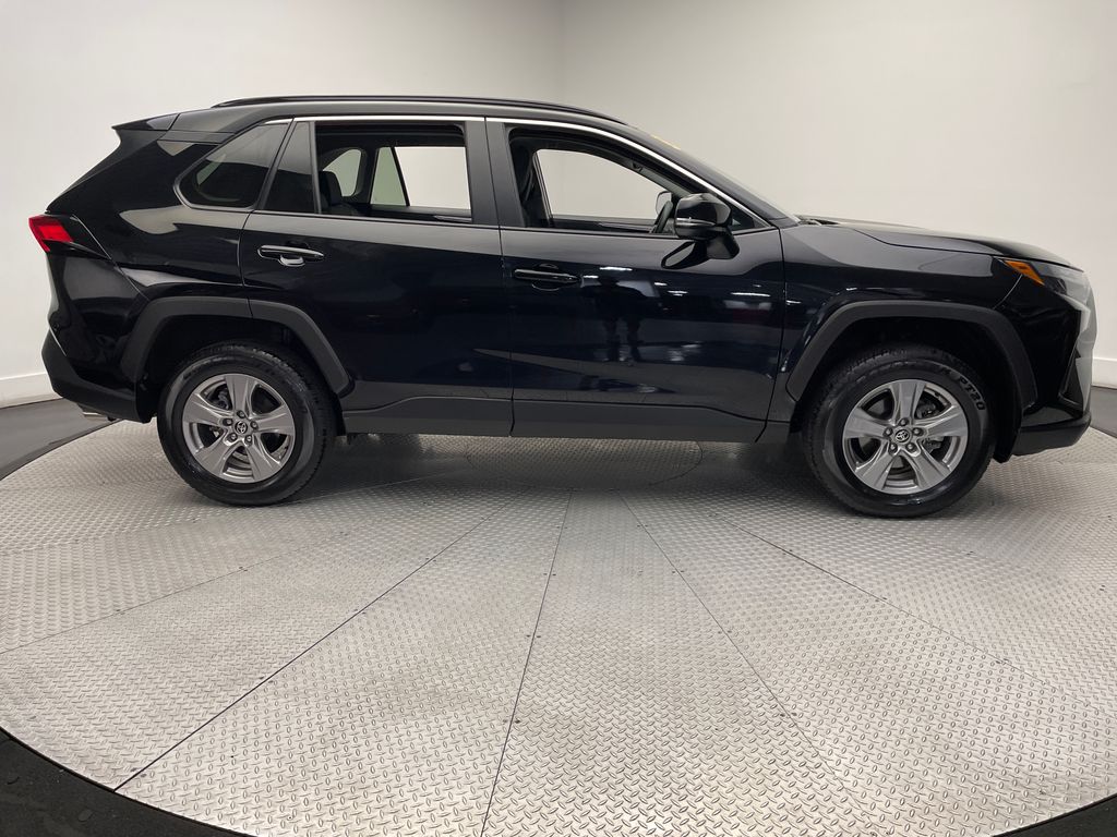 2024 Toyota RAV4 XLE 4