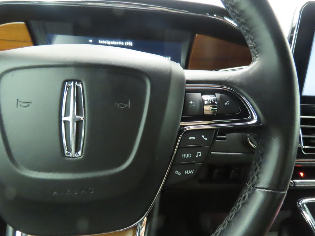 Thumbnail: 2019 Lincoln Navigator - 12