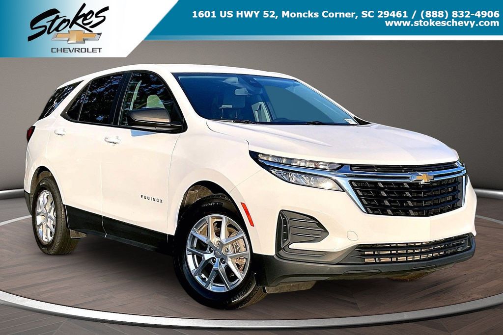 Summit White 2022 Chevrolet Equinox SUV / Crossover Front-Wheel Drive 6-Speed Automatic Overdrive