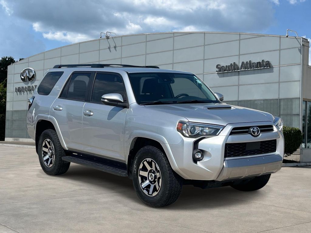 Classic Silver Metallic 2021 Toyota 4Runner SUV / Crossover Four-Wheel Drive 5-Speed Automatic Overdrive