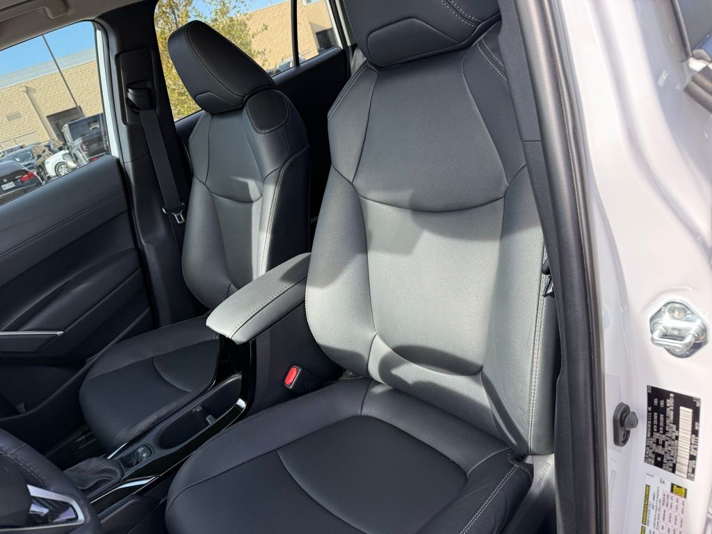 Thumbnail: 2023 Toyota Corolla Cross - 14