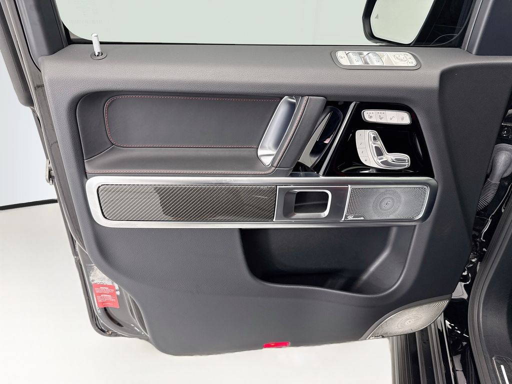 Thumbnail: 2025 Mercedes-Benz G-Class - 23