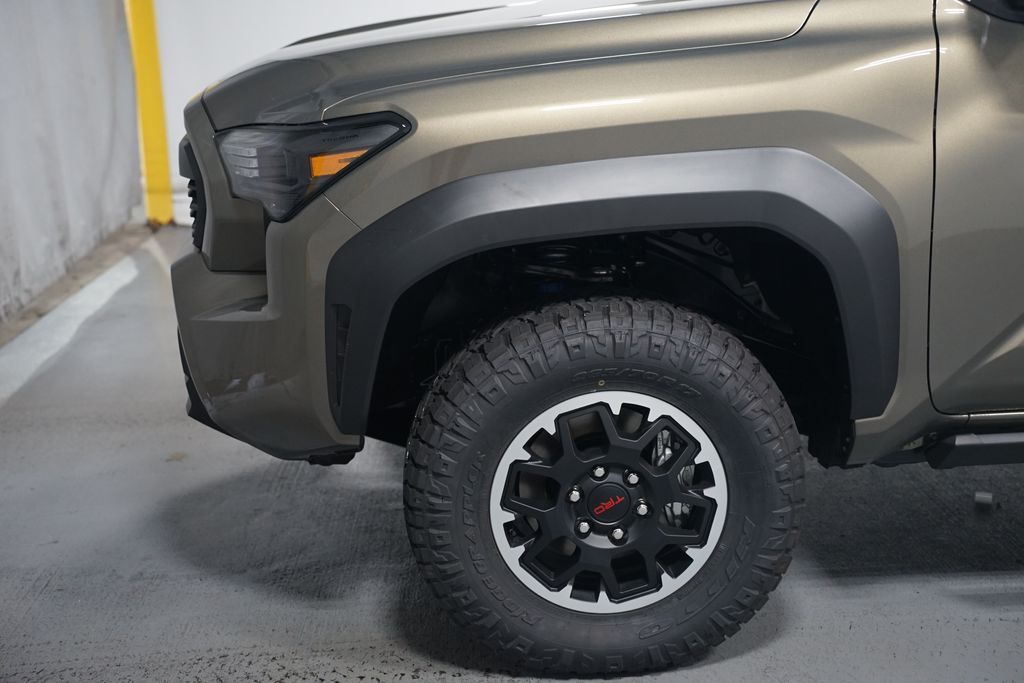 Thumbnail: 2025 Toyota Tacoma - 5