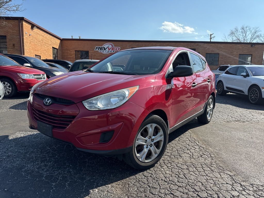 Garnet Red 2012 Hyundai Tucson GL FWD SUV / Crossover Front-Wheel Drive 6-Speed Automatic Overdrive