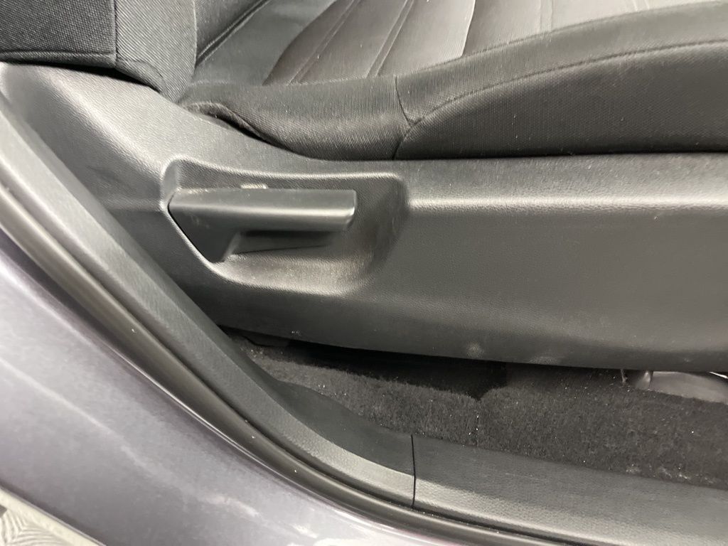 Thumbnail: 2021 Honda CR-V - 8