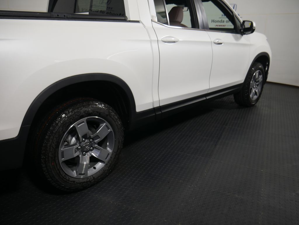 Thumbnail: 2026 Honda Ridgeline - 4