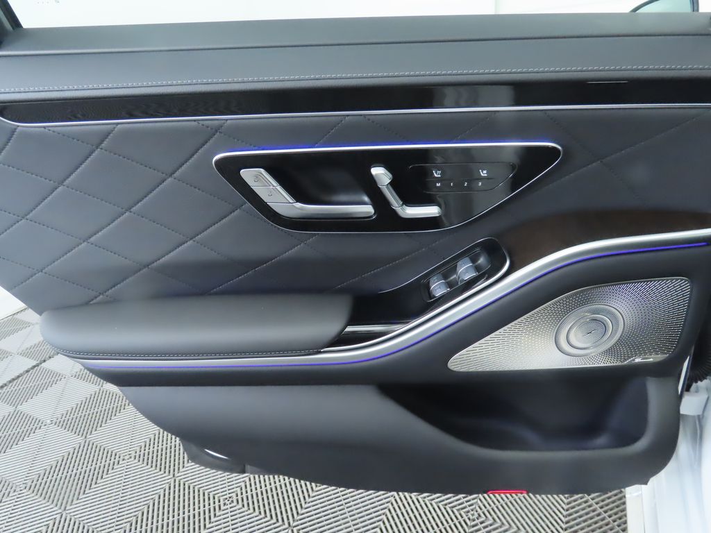 Thumbnail: 2026 Mercedes-Benz S-Class - 28