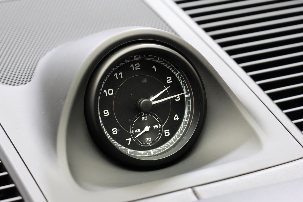 Thumbnail: 2024 Porsche Macan - 15