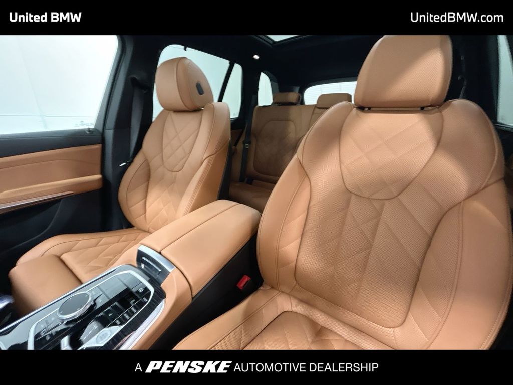 Thumbnail: 2026 BMW X5 - 13