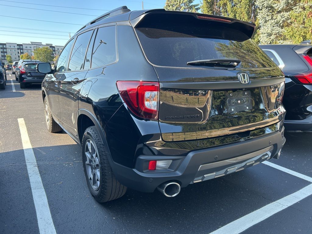 Thumbnail: 2022 Honda Passport - 2
