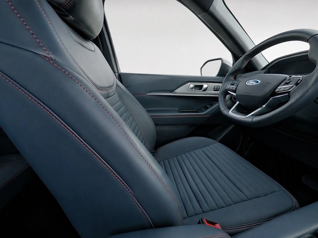 New 2026 Agate Black Metallic Ford ST-Line image 12